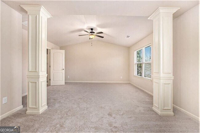 Building Photo - 2426 Bellyard Dr