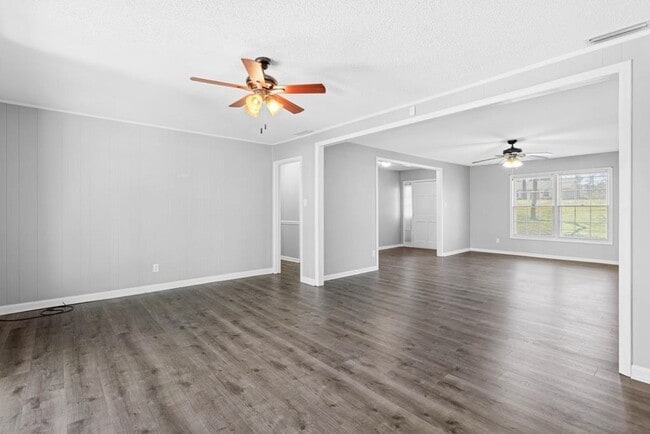 Building Photo - Spacious Brick Home with Modern Upgrades &...