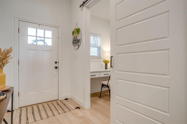 Building Photo - 2217 Forest Hill Ln