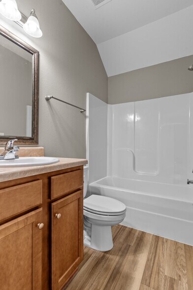 Building Photo - 2217 Del Carmel Way
