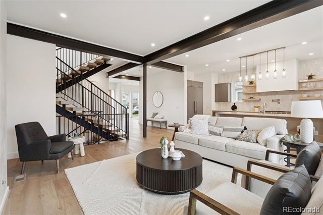 Building Photo - 1117 S Madison St