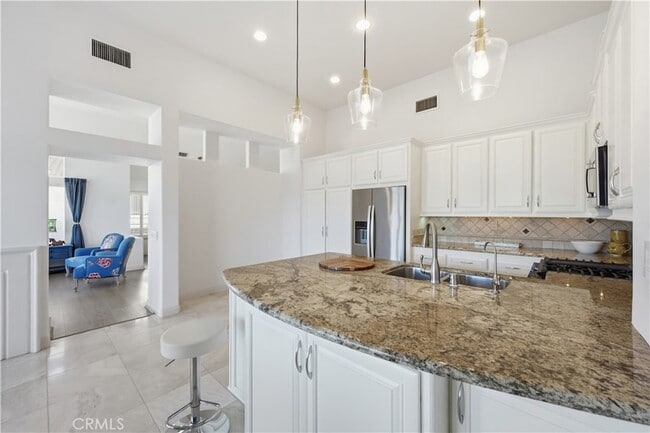 Building Photo - 35 Costa Brava