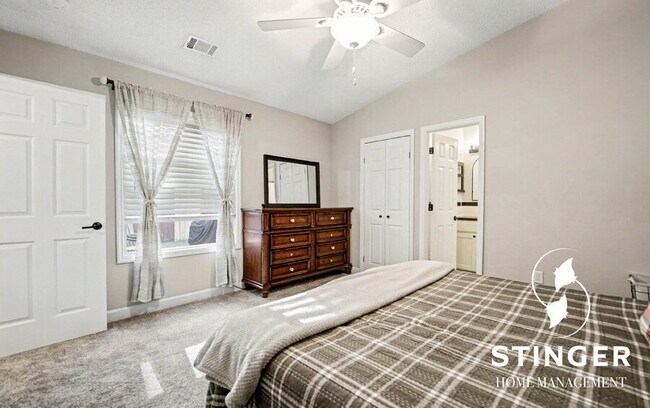 Building Photo - 36 Brindlewood Dr