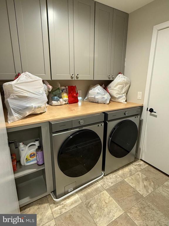 Building Photo - 3119 Pierview Ln