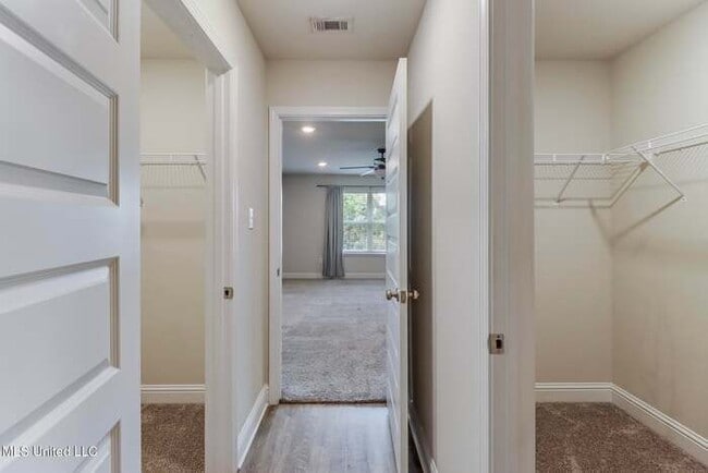 Building Photo - 6487 Eastland Cir