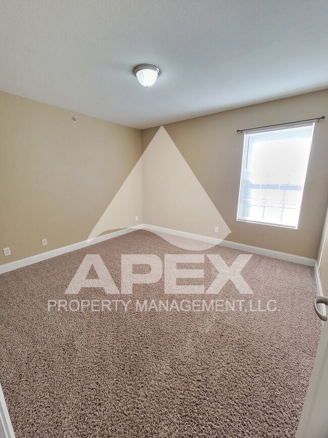 Building Photo - MOVE-IN SPECIAL,NO RENT TIL APRIL 1ST! - AVALON APARTMENT HOMES - 2BD - 1BA Apartment off Topside...