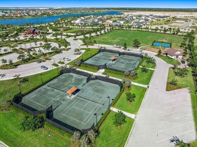 Building Photo - 1353 Haywagon Tr.