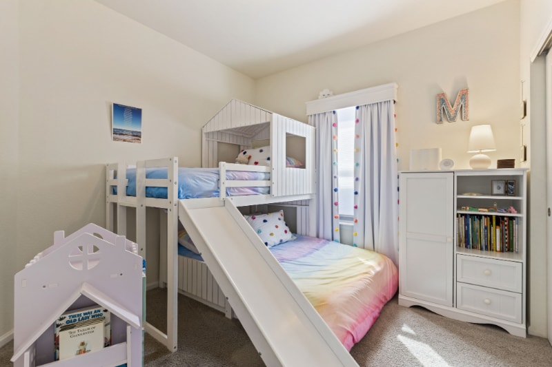 Building Photo - 1940 Shadow Lake Dr