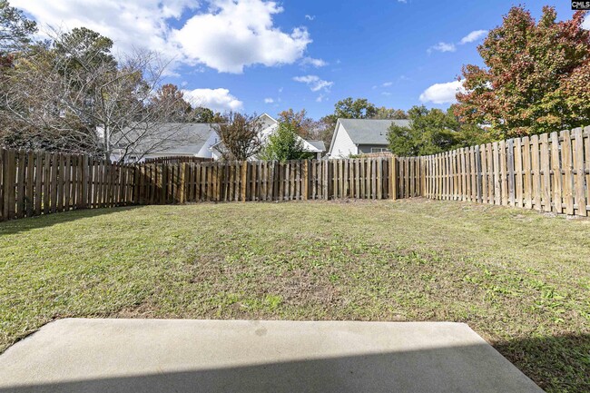 Building Photo - 105 Trellis Ln