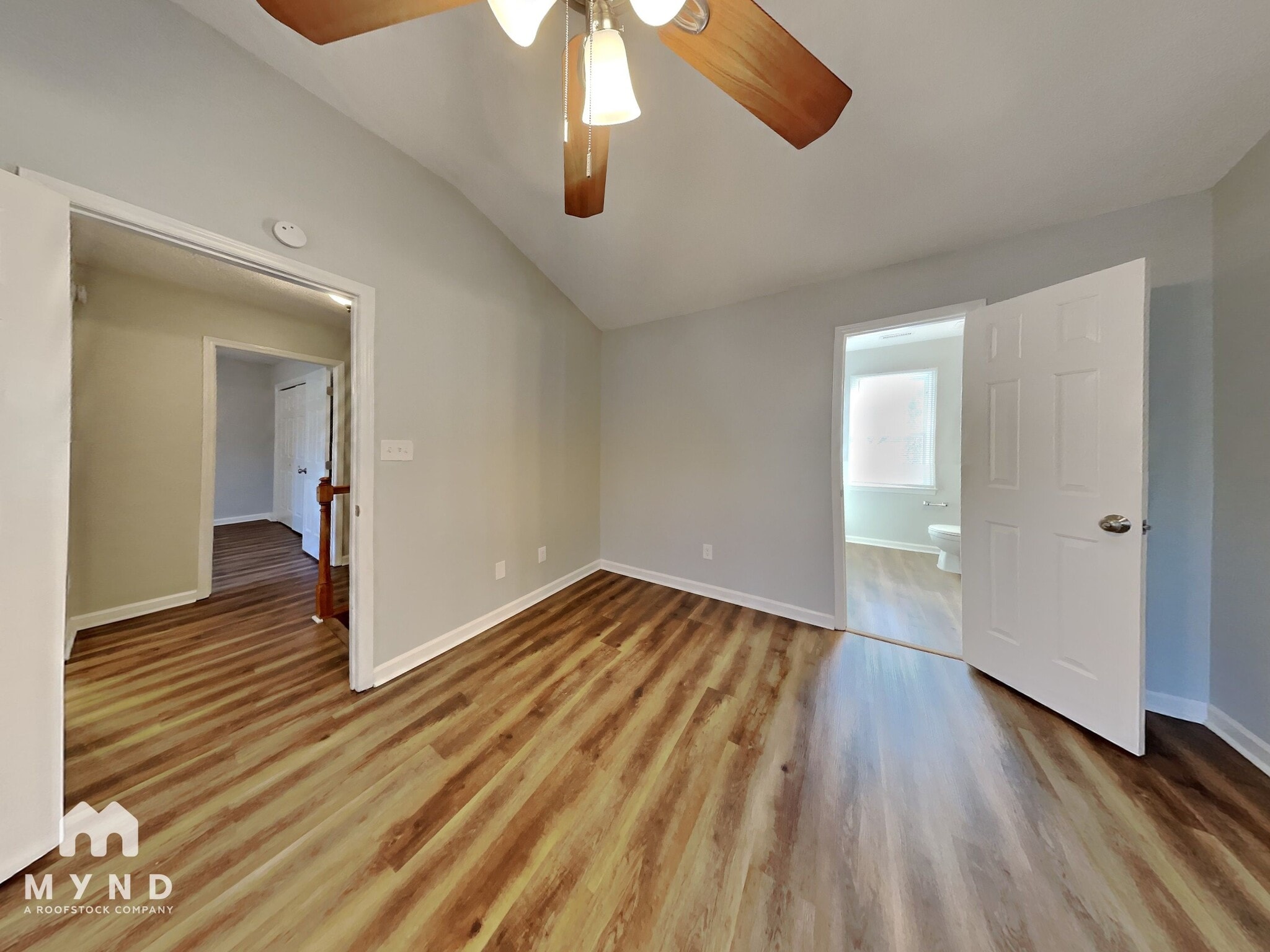 Building Photo - 904 Estelle Ct