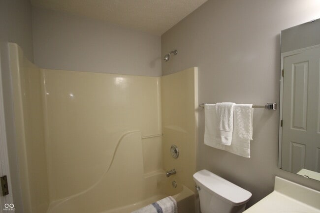 Building Photo - 13659 Indigo Ln