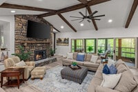 Building Photo - 16 Brompton Ln