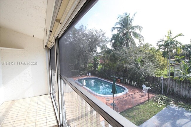 Building Photo - 8990 W Sample Rd