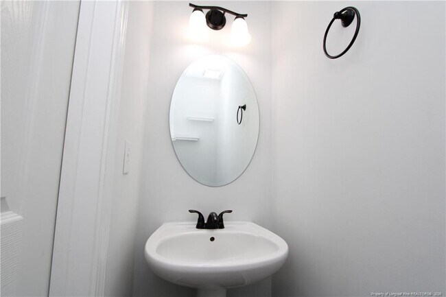 Building Photo - 105 Sturminster Dr