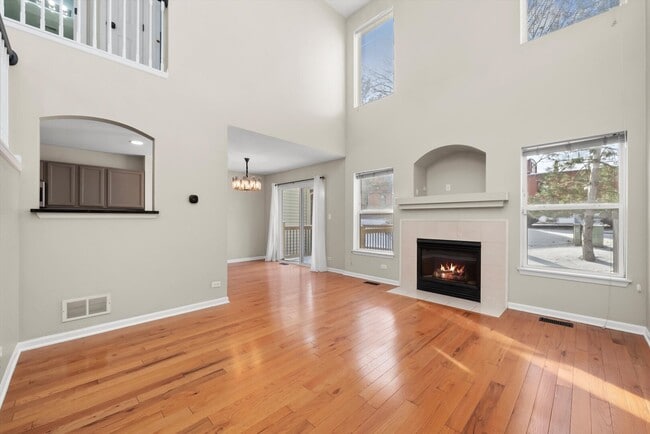 Building Photo - 898 McKenzie Station Dr