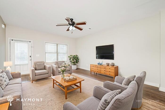 Building Photo - 1029 Allegiance Dr