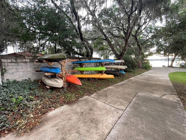 Building Photo - 1162 Carmel Cir