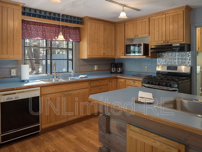 Building Photo - 4555 S Lake Mary Rd