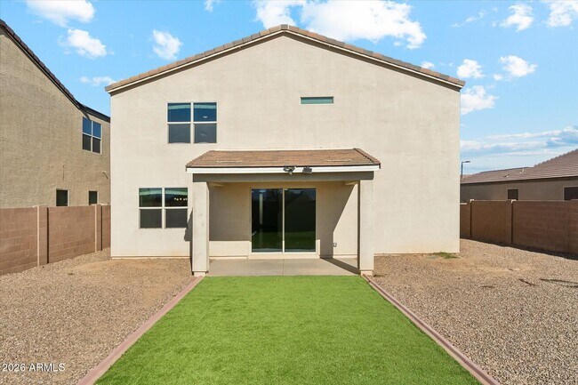 Building Photo - 37292 Yellowstone Dr