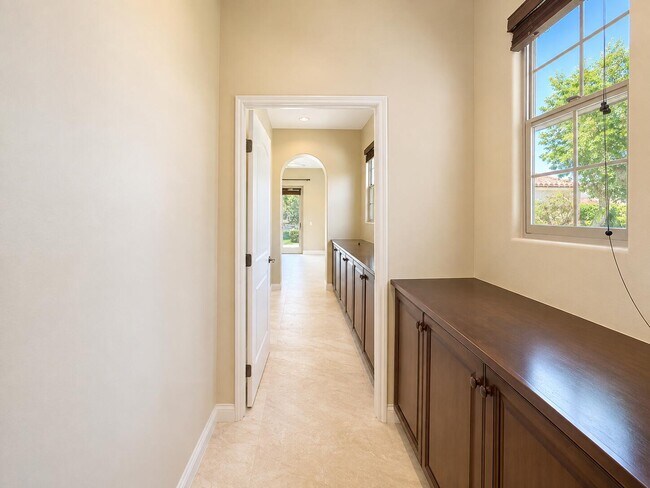 Building Photo - 3035 Arroyo Seco
