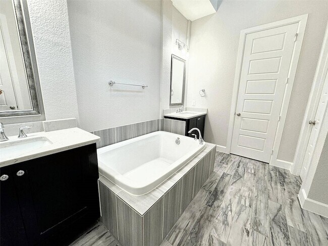 Building Photo - 1367 Branchwood Pl