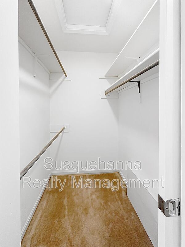 Building Photo - 1120 Galway Ct