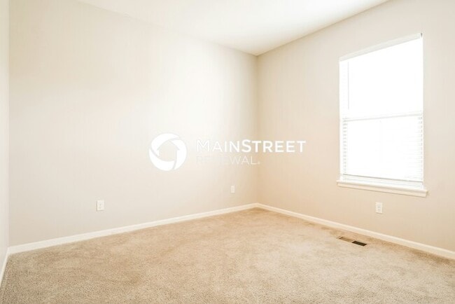 Building Photo - 4 Bedroom Pet-Friendly Home in Grain Valley, MO with Main Street Renewal