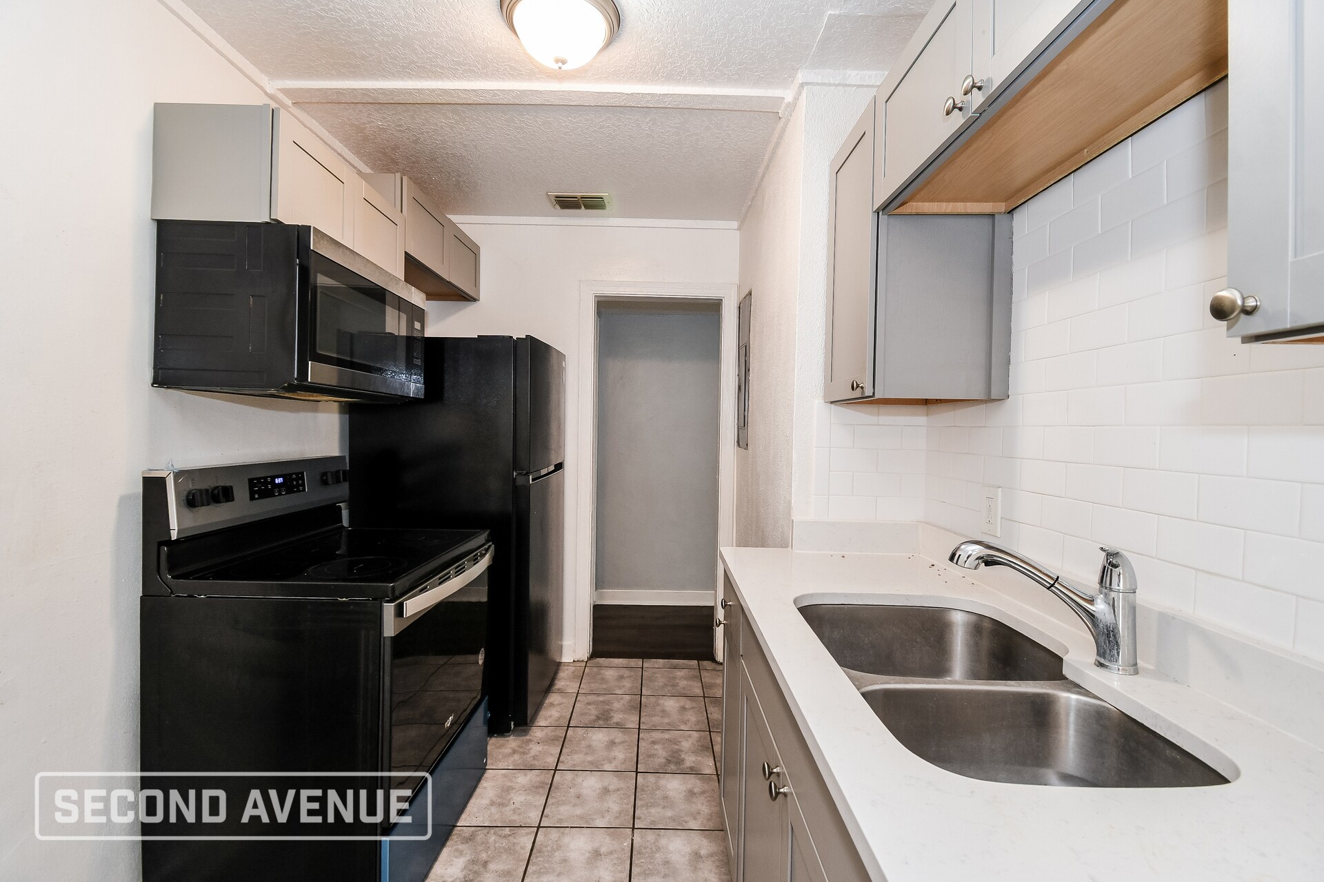 Building Photo - 3013 Imperial St