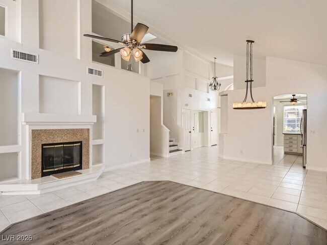 Building Photo - 7764 Howard Dade Ave