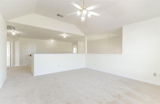 Building Photo - 4136 Los Altos Dr