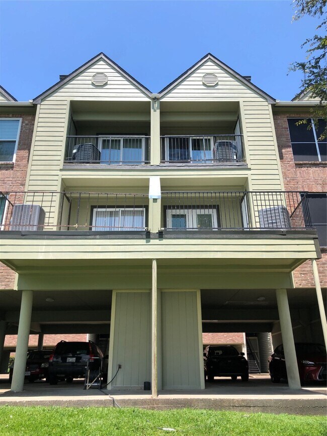 Building Photo - 18800 Egret Bay Blvd
