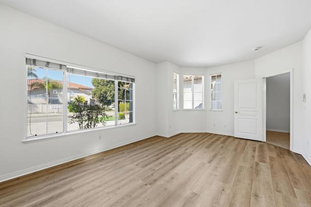 Building Photo - 1359 Sparrow Rd