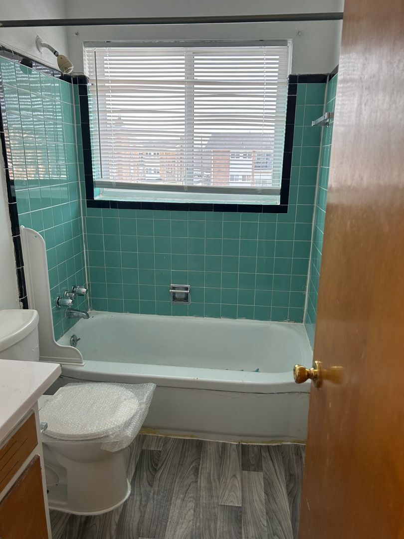 Building Photo - 29206 Longview Ave