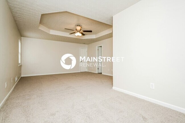 Building Photo - 3 Bedroom Pet-Friendly Home in ELLENWOOD, GA with Main Street Renewal