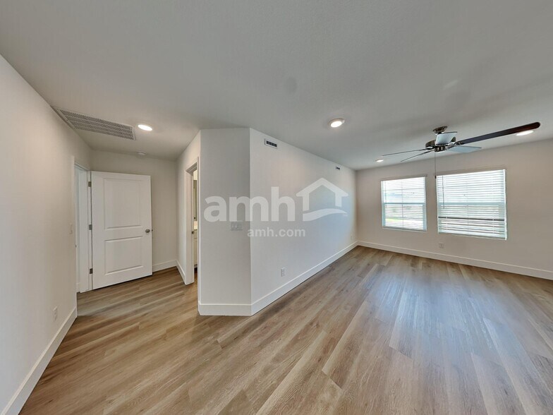 Building Photo - 8055 Braavos Peninsula Ave