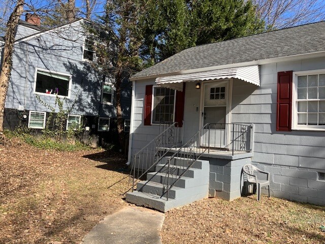 Building Photo - 473 Burlington Rd NE