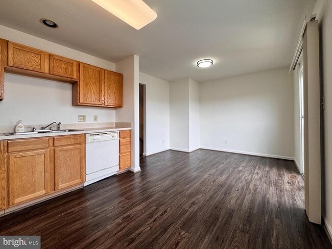 Building Photo - 10002 Gander Ct