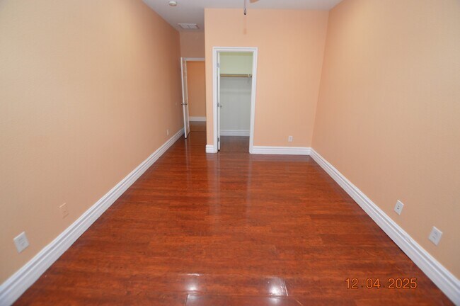 Building Photo - 638 Harvester Course Dr