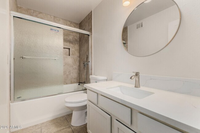 Building Photo - 1343 E Angela Dr