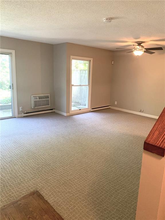 Building Photo - 388 S Main St