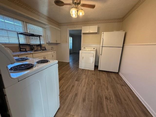 Building Photo - 2125 Cedar Crest Dr