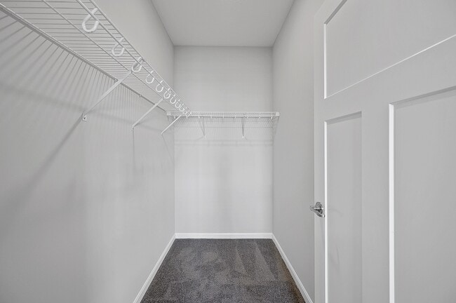 Floorplan - Monmouth Row Apartments