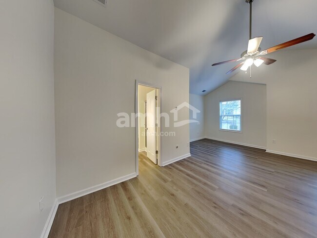 Building Photo - 5231 Apple Grove Rd