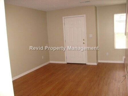 Building Photo - 611 Patterson St