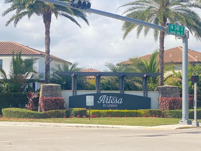 Building Photo - 11543 SW 248th Ln