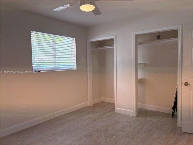 Building Photo - 7940 SW 139th Ter