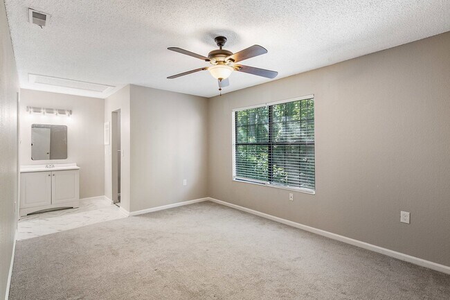 Building Photo - 7811 Falcon Rest Cir