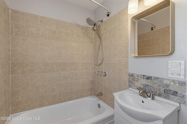 Building Photo - 1281 Alsup Dr