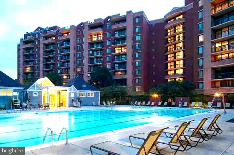 Building Photo - 2230 George C Marshall Dr