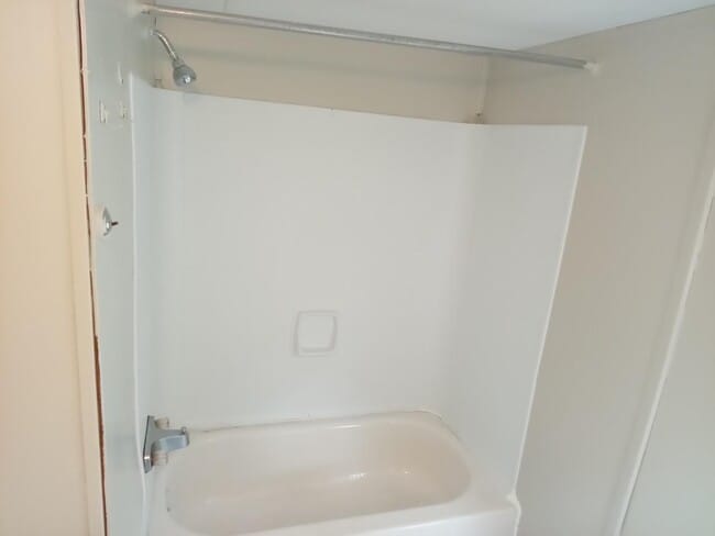 Building Photo - 2504 Winston Churchill Dr